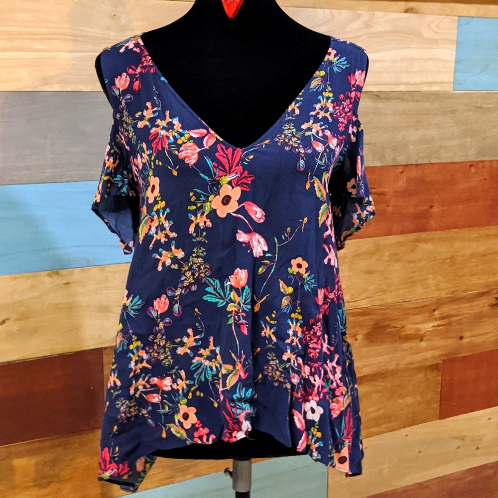 Medium a.n.a exposed shoulder floral blouse blue red pink